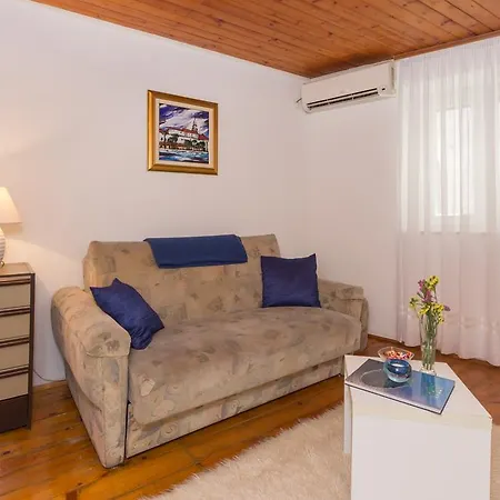 Apartment Duplex Studio Traversa- Split Old Town