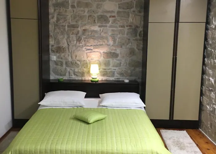 Duplex Traversa- Old Town